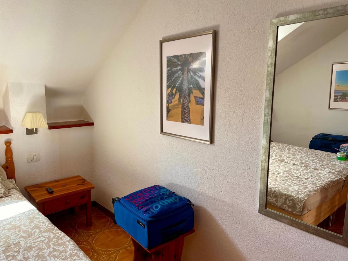 Sunny 2-Bedroom Apartment In Parque Santiago II Плая де лас Америкас Екстериор снимка