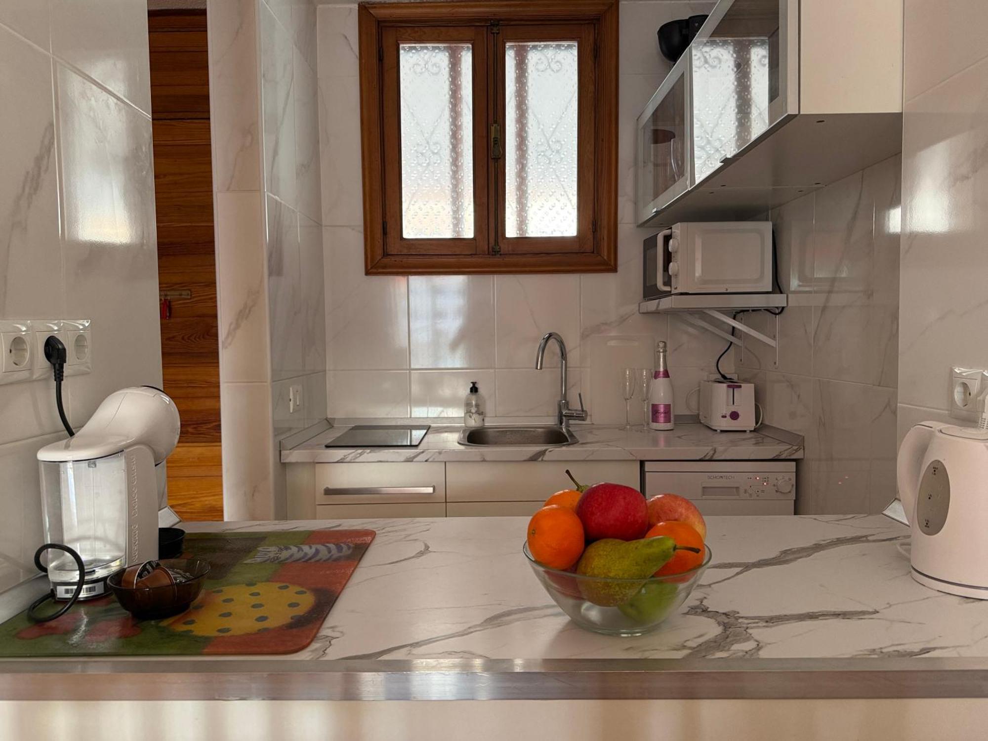 Sunny 2-Bedroom Apartment In Parque Santiago II Плая де лас Америкас Екстериор снимка